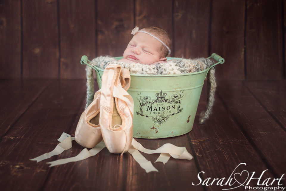 Sarah Hart Photography, newborn baby in a bucket, future ballerina, baby photos in Kent