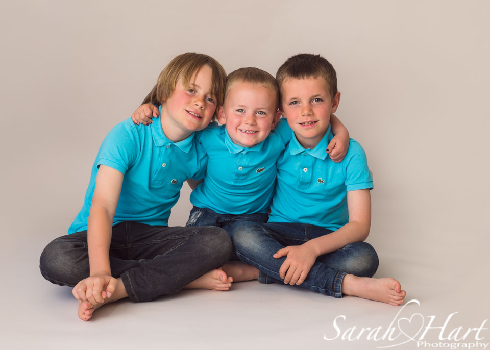 Brothers portrait, pictures of siblings, family photography, West Malling, Paddock Wood, Hildenborough