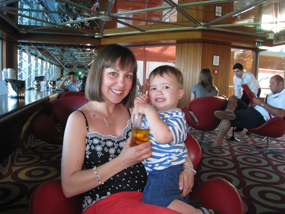 Happy hour on holiday with children