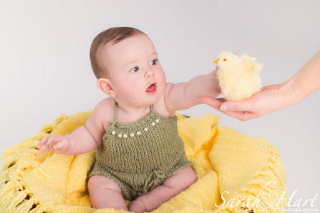 baby girl with chick, spring photography shoot, tonbridge photoshoot