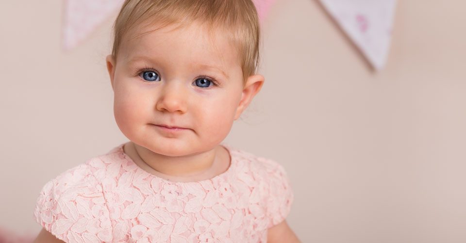 Chubby cheeks, baby pictures, sitting up sessions, Sevenoaks, Tunbridge Wells