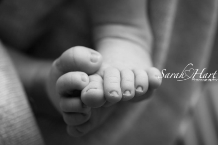 baby toes, macro image, photography in kent, experienced newborn photographer