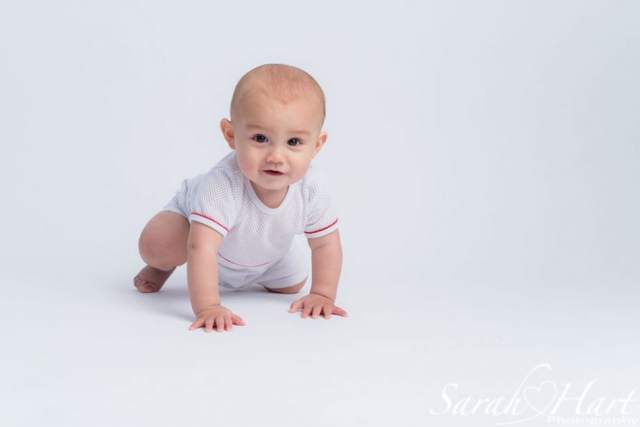 crawling baby, East Sussex and Kent baby photographer