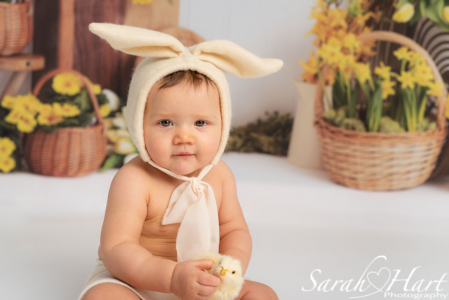 bunny outfit on little girl holding chick, Spring mini sessions in Tonbridge